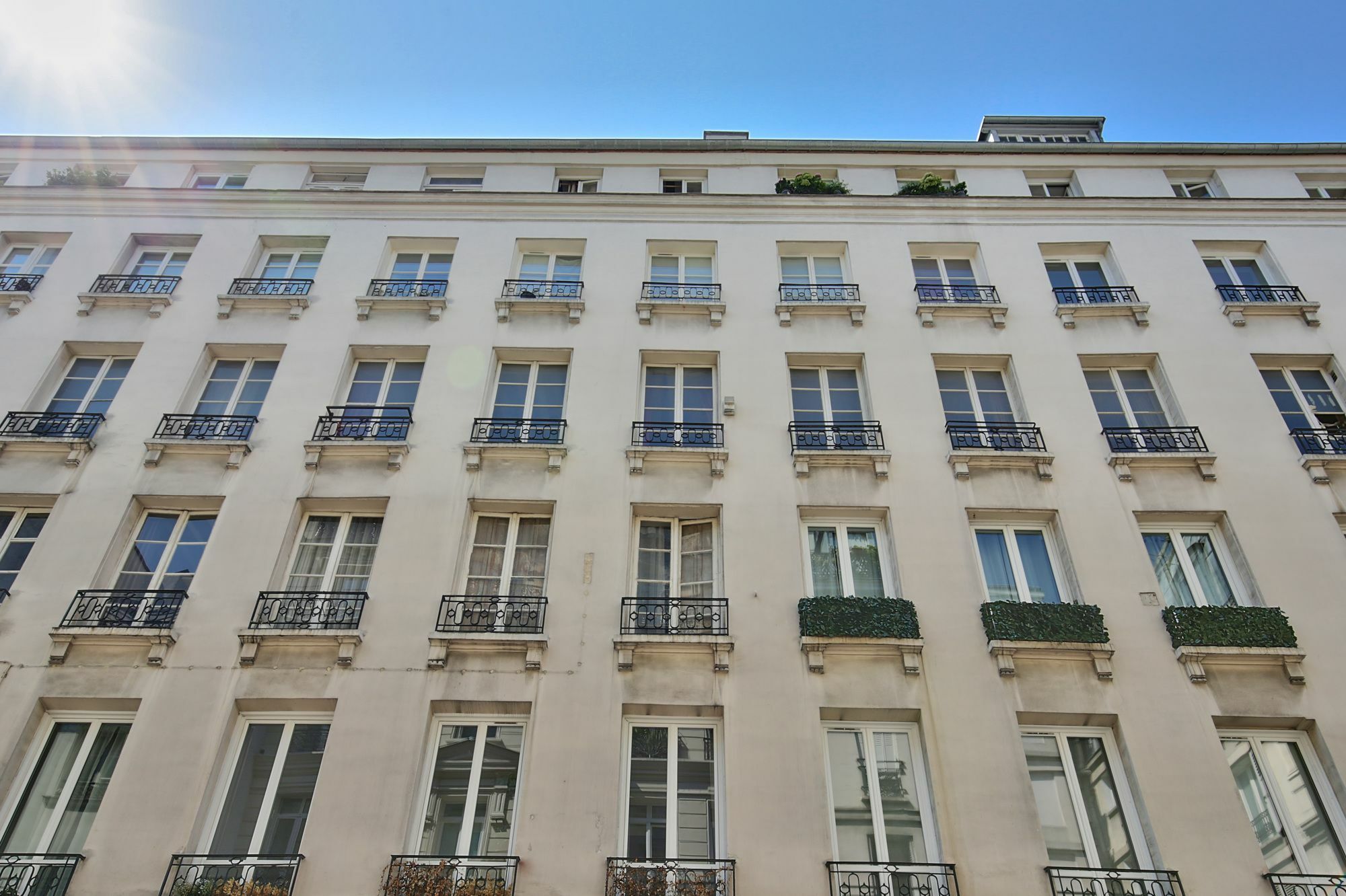 69 - Authentic Parisian Home Buitenkant foto